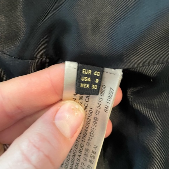 Massimo Dutti - Beautiful Black & Navy Textured Blazer + Leather Trim - Like New - Picture 7 of 7